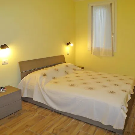 Dom wakacyjny Ferienwohnung Codevigo 300s *